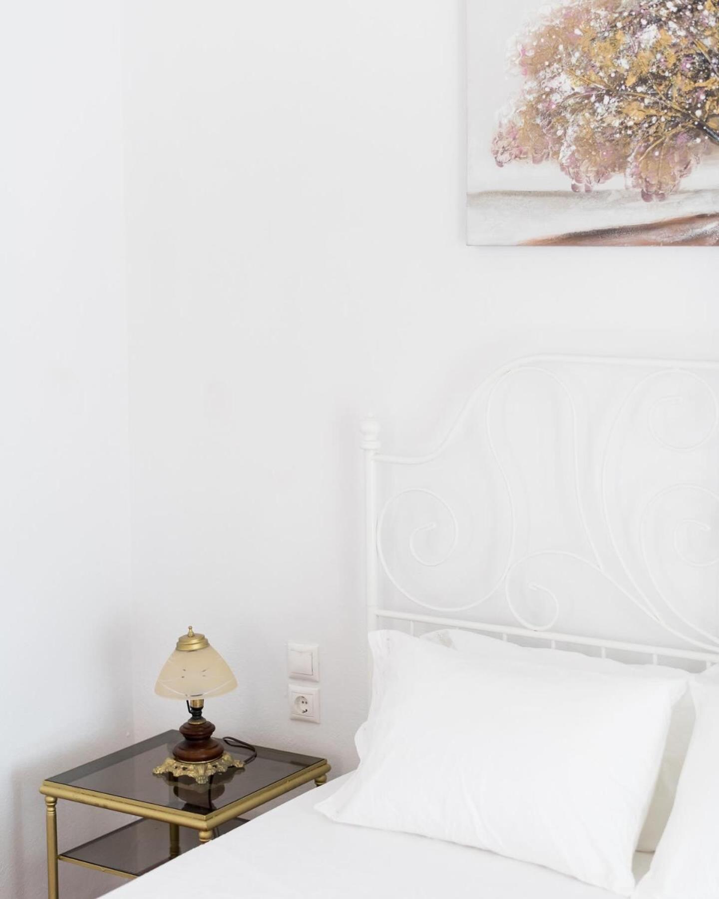 Apartment Thin Alos *